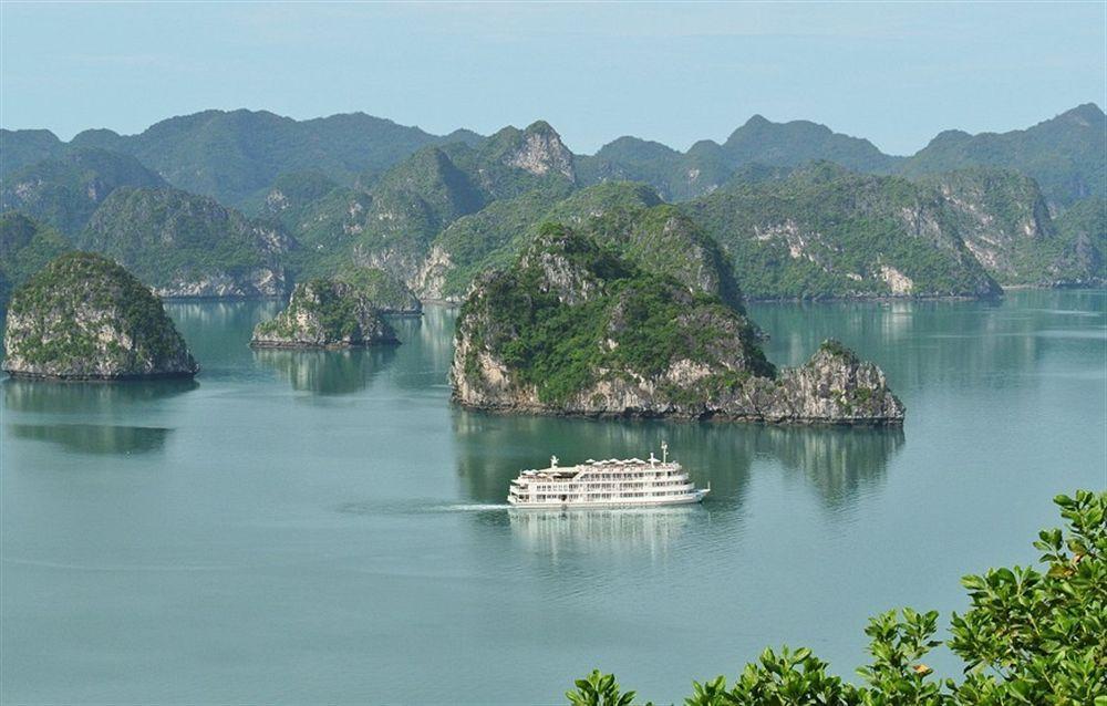 ホテル The Au Co Cruise - Managed By Bhaya Cruise ハロン エクステリア 写真
