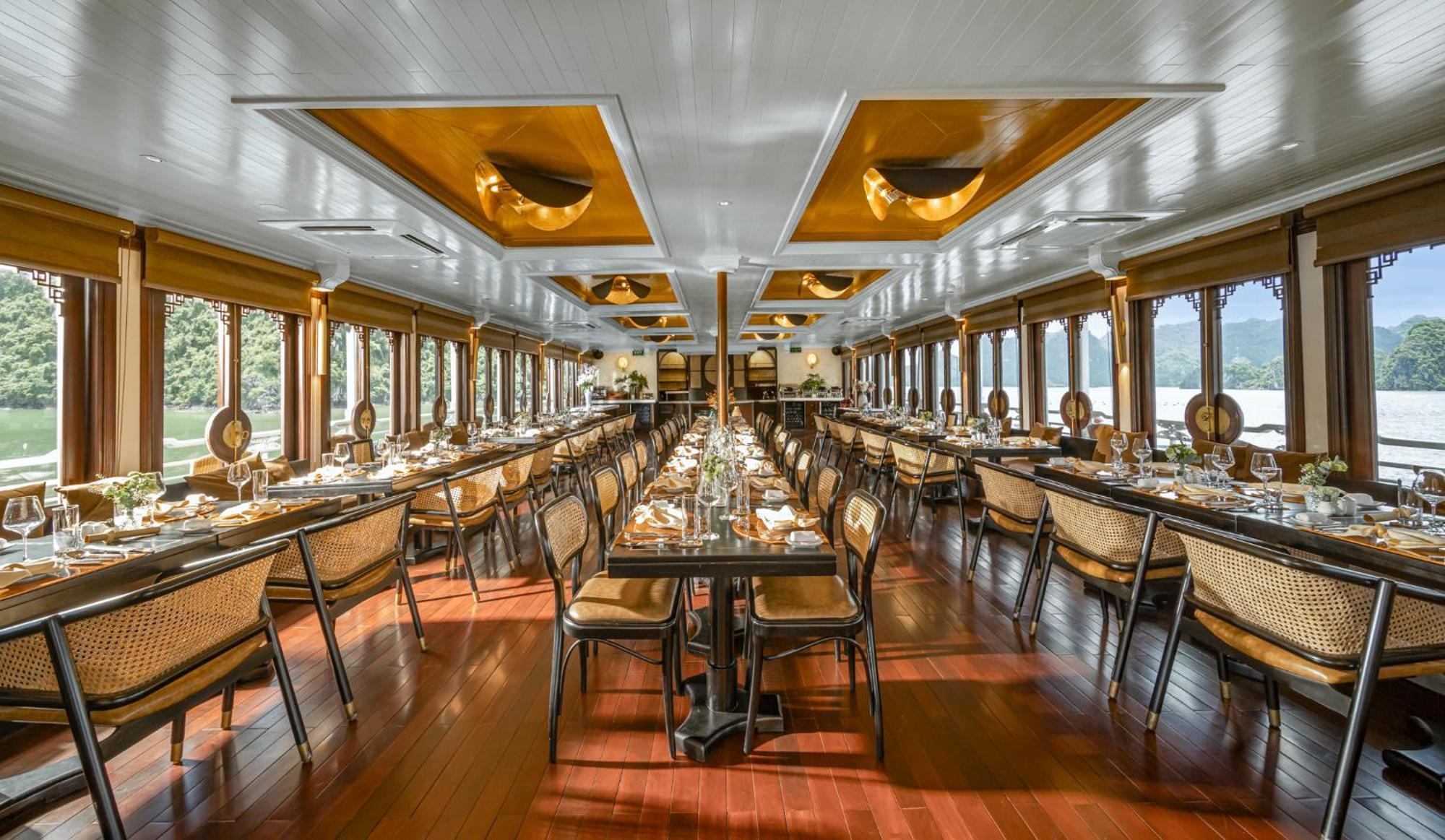 ホテル The Au Co Cruise - Managed By Bhaya Cruise ハロン エクステリア 写真